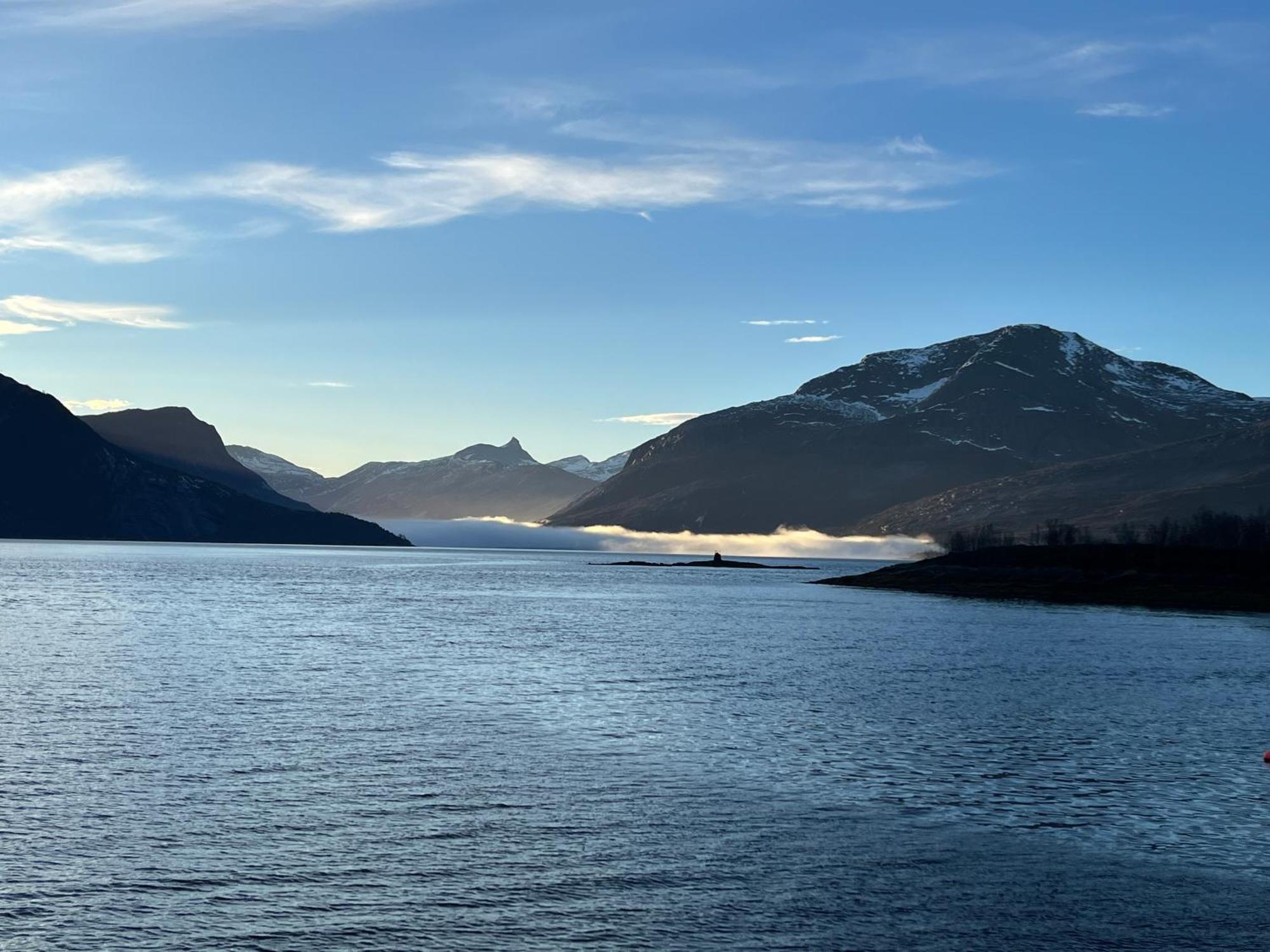 Efjord And Stetind Resort - Cabin Kobbernestinden Ballangen المظهر الخارجي الصورة