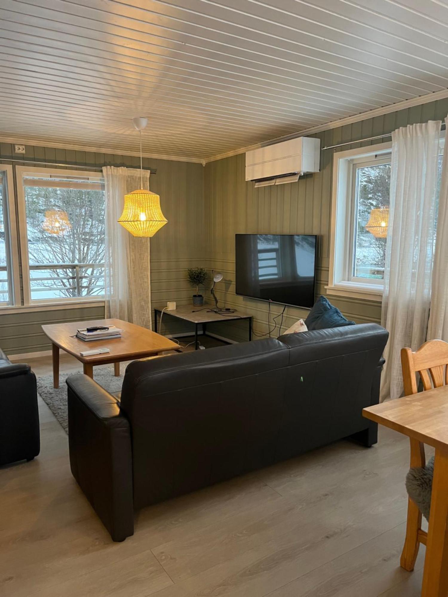 Efjord And Stetind Resort - Cabin Kobbernestinden Ballangen المظهر الخارجي الصورة